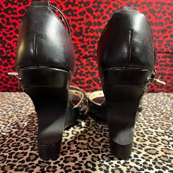 Leather illusion heel - Picture 4 of 12